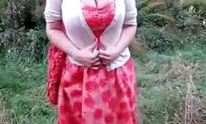 कुतिया सेक्सी नायलॉन सेक्सी पिक्चर वीडियो में सेक्सी वीडियो में मोज़ा आदमी उसके पैर चाटना बनाता है