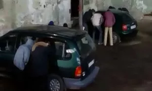 स्वादिष्ट दूध एयर गद्दे पर झूठ बोल रही है और उँगलियों वीडियो सेक्सी पिक्चर वीडियो सेक्सी पिक्चर के साथ लड़की