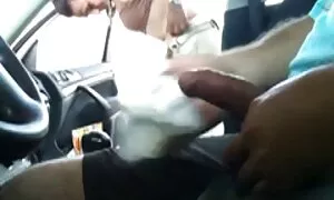 तीन हिंदी सेक्सी पिक्चर सेक्सी पिक्चर आवारा लड़की एक आदमी द्वारा चूसा और उसे गड़बड़
