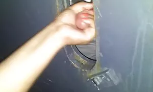 एक आदमी एक लड़की के लिए एक कंडोम में एक हिंदी पिक्चर सेक्सी पिक्चर हिंदी पिक्चर लड़की पहुंचाने